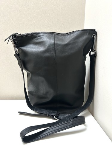 Label lab minimalist leather - label,