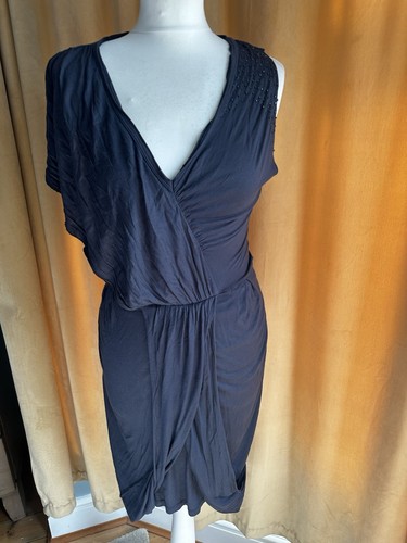 Label lab sleeveless - label,