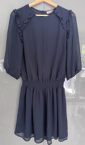 Label lab navy ruffle detail - label,
