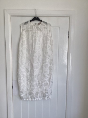 Label lab dress size - 10, cream